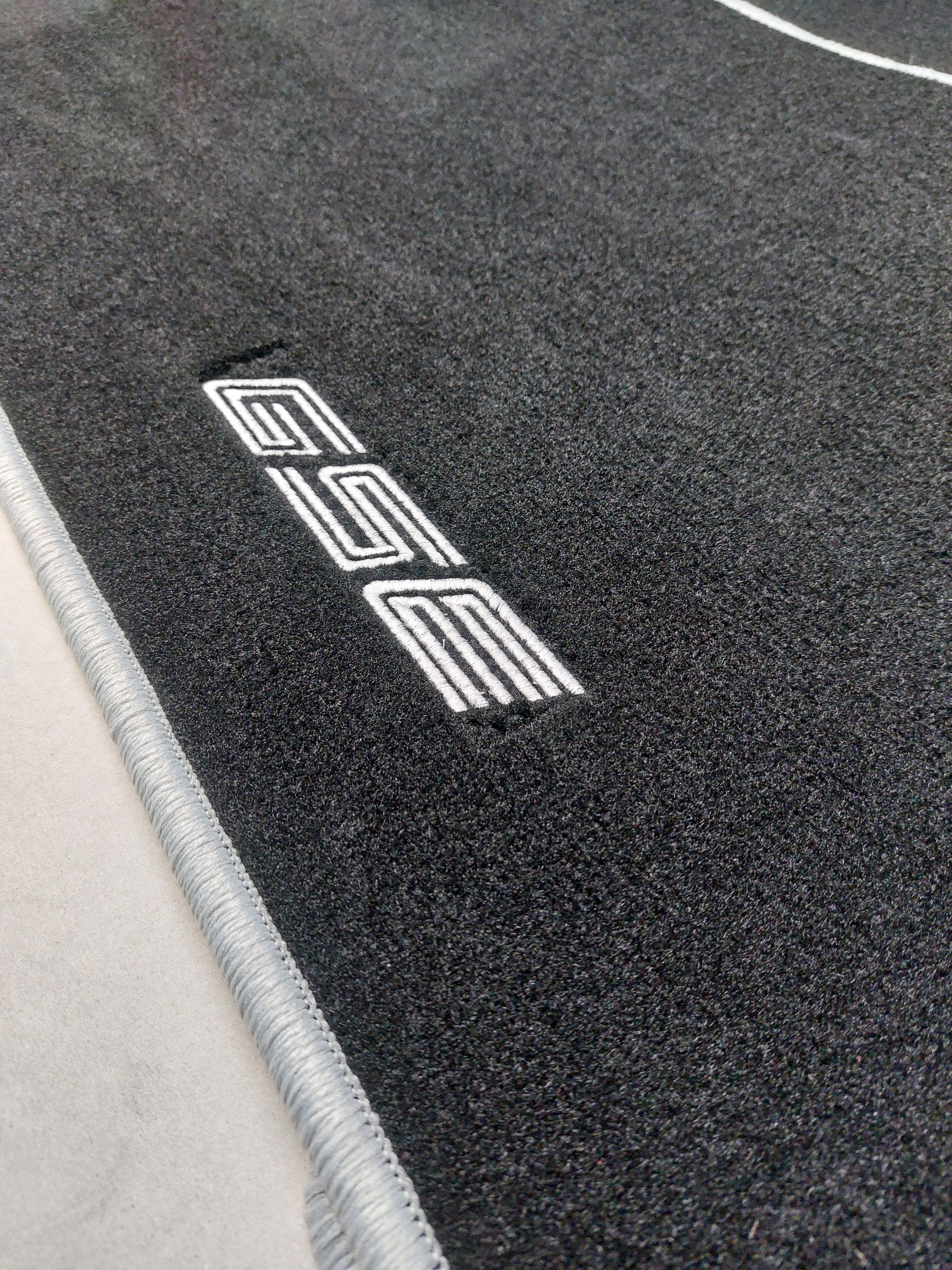 Fussmatten mit Stick Monza-GSE